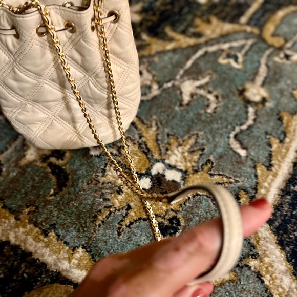 TORY BURCH Mini Bucket Bag, CREAM, worn ONE day only! EUC, GREAT FIND! - Picture 8 of 8